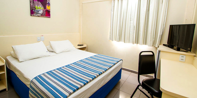 Hotel Londrina - Apartamento Casal Cama