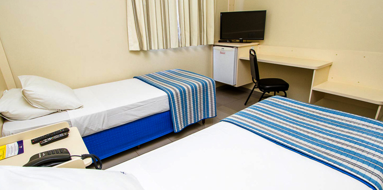 Hotel Londrina - Apartamento Duplo Bancada